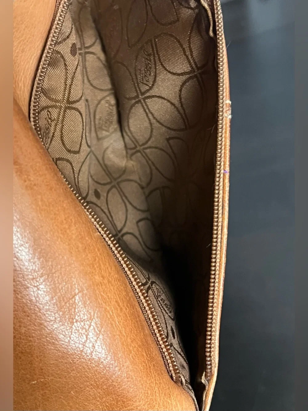 Fossil Genuine Leather Tri-Fold Wallet - Picture 13 of 14